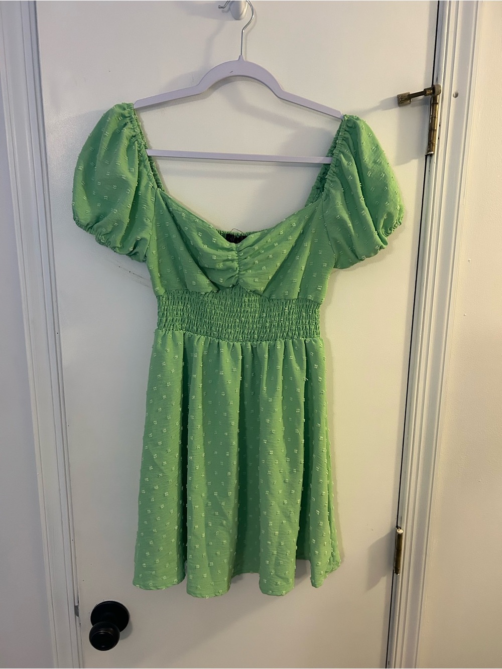 Women’s Green Puff Sleeve Dress
